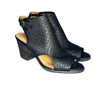 Lucky Brand Halona Women's Black Leather Perforated Peep Toe Booties